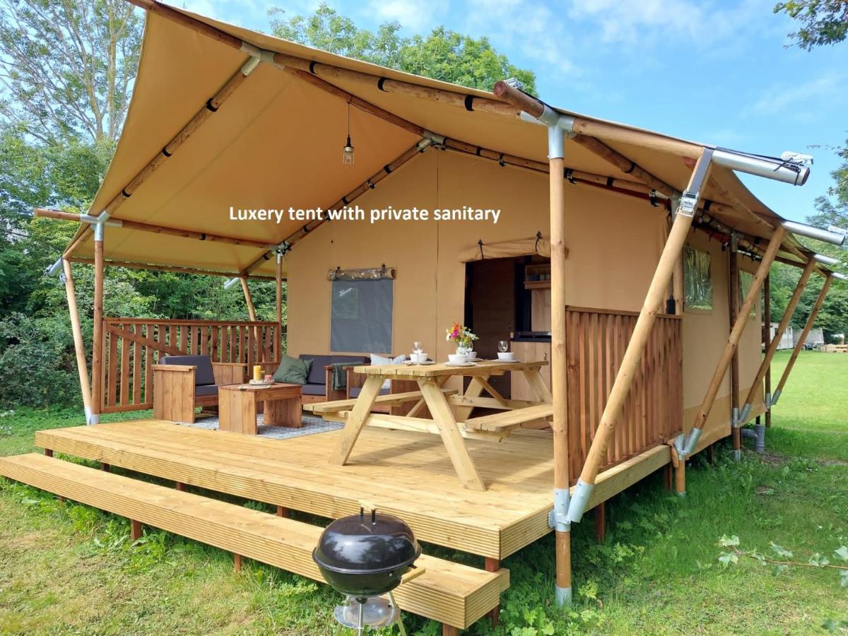 Glamping Essenhof 호텔 아흐테케르커 외부 사진